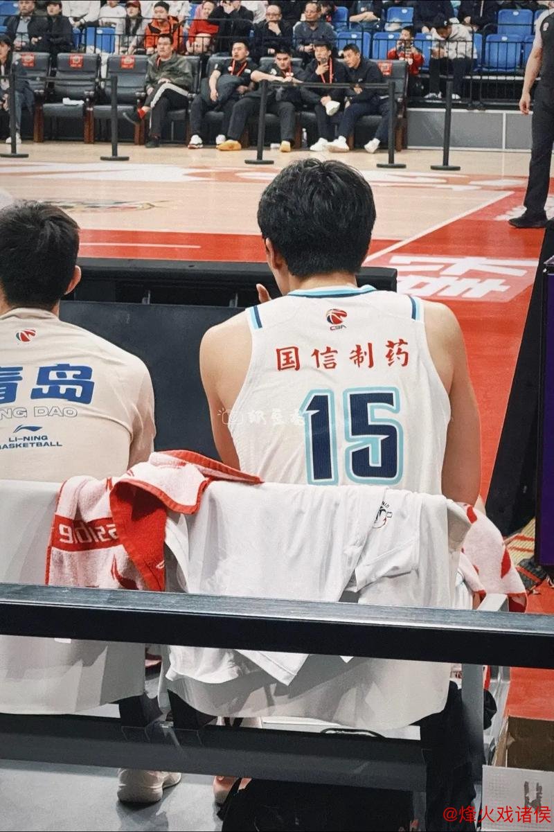 杨瀚森17+11助青岛击败上海 吴前20分领浙江胜吉林 杨瀚森17+11助青岛击败上海 吴前20分领浙江胜吉林