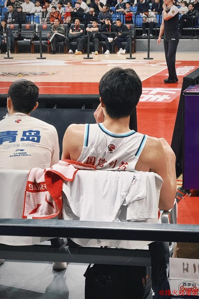 杨瀚森17+11助青岛击败上海 吴前20分领浙江胜吉林 杨瀚森17+11助青岛击败上海 吴前20分领浙江胜吉林