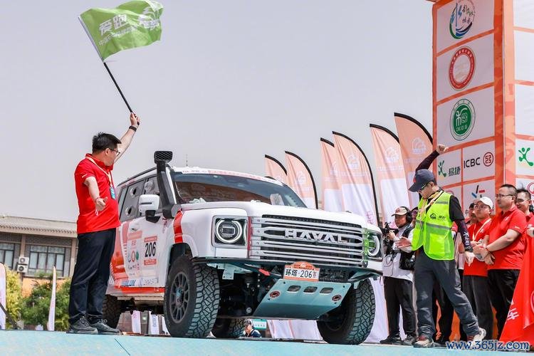 2025环塔拉力赛SS1：马汀与范高翔拔得头筹