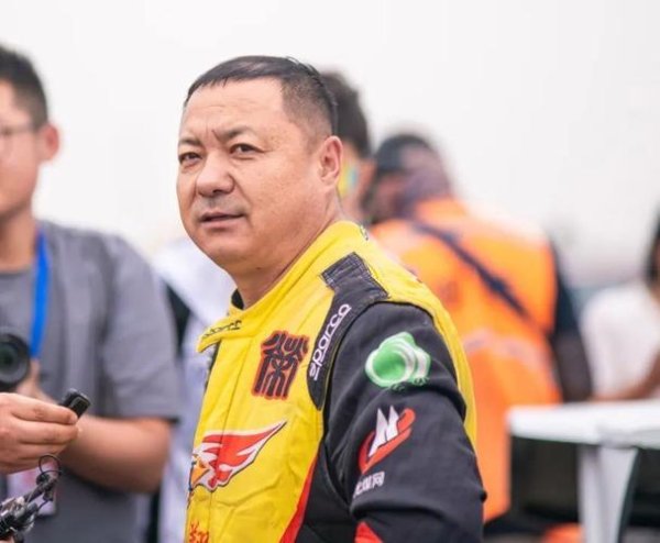 betway必威西汉姆联 2025环塔拉力赛圆满落幕 刘彦贵陈峰全场冠军