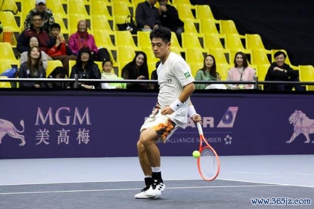 2025美高梅澳门网球名人赛落幕 吴易昺安德列娃队夺冠