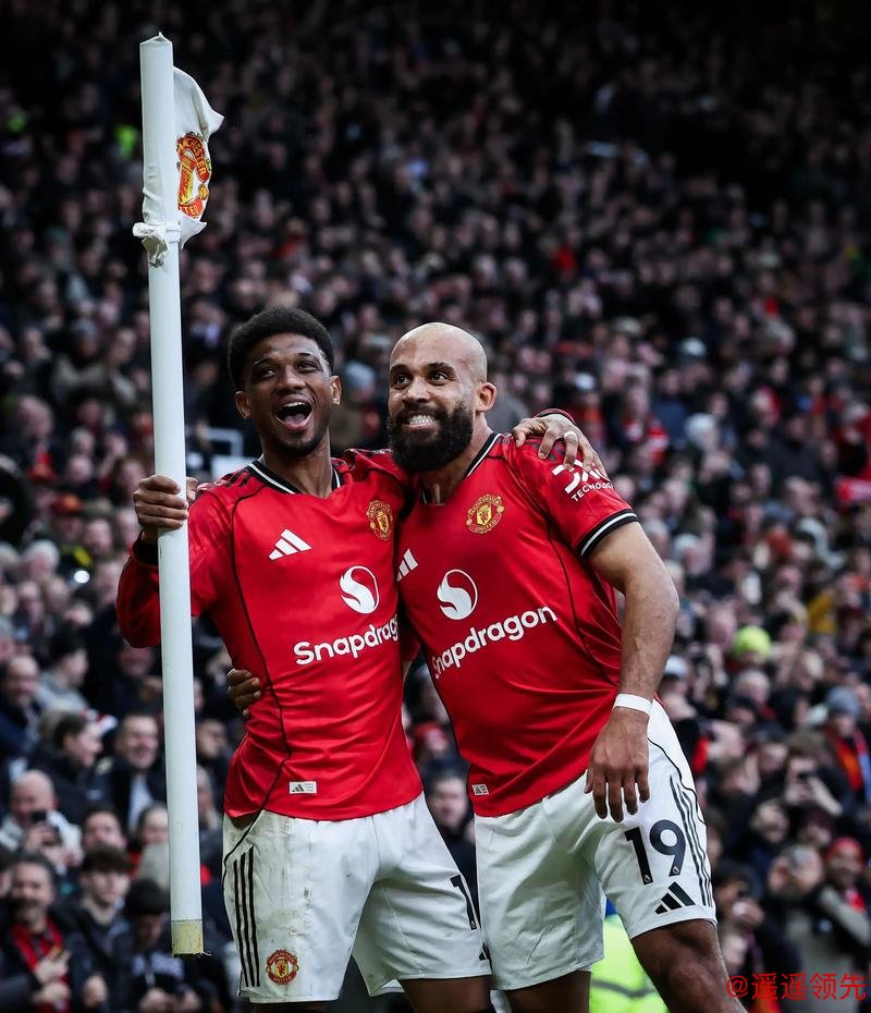 曼联两球击败曼城 卡里克执教首秀就赢下德比