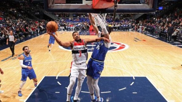 BETWAY必威官网 麦科勒姆27分萨尔23+8 奇才主场力克魔术